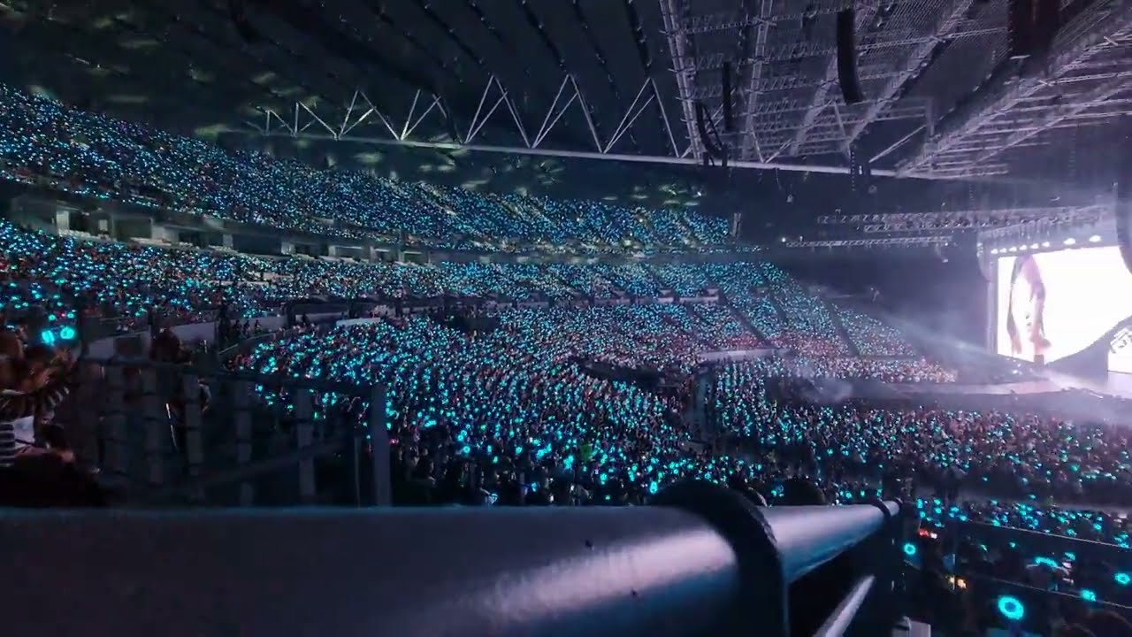 Twice 5th World Tour 'Ready to be' Bulacan - Intro, Set me Free, I Can't Stop Me (4K fancam)