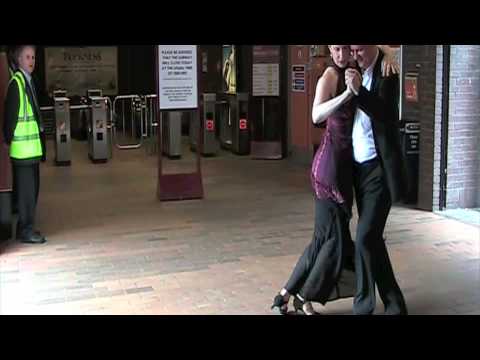 Glasgow Subway Festival 2009, Tango.