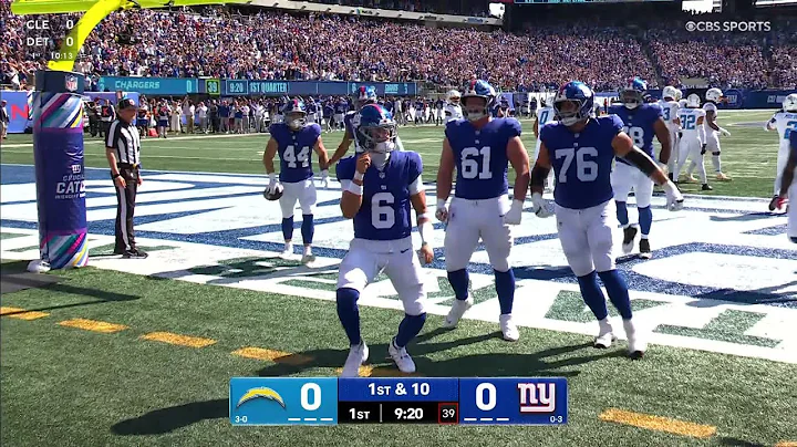 The Dart Era Begins! Jaxson scrambles for Giants' TD