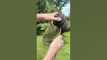 Hoe je de nylon snijkop en het metalen mes op de Greenworks Bike Handle-bosmaaier kunt verwisselen