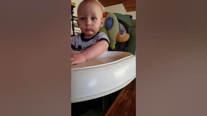 Cutest vocal baby screams at his dad for lunch!