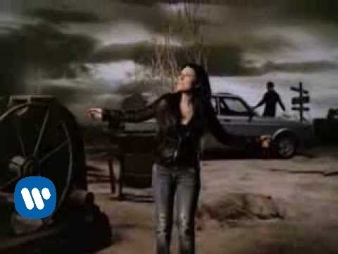 Laura Pausini (duet with Tiziano Ferro) - Non me lo so spiegare (video clip)