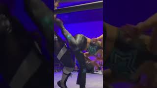 B3CCA Kicks Gia Scott's teeth Out