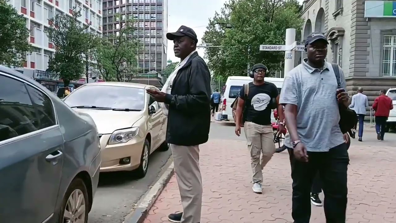 Найроби восстаёт (часть 2): как Найроби Сакаджи преображается на фоне критики