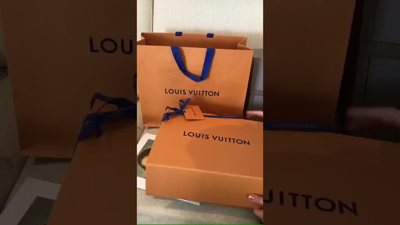 Louis Vuitton Montaigne-Monogram-Empreinte-BB - YouTube