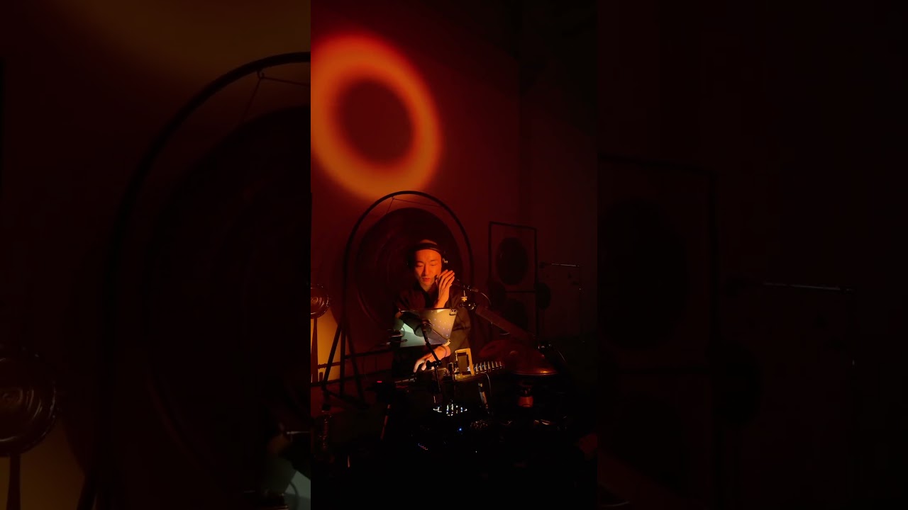 Ceiling Service -Seoul, #zen #music #transformation #techno #beatbox #meditation #livelooping #impro