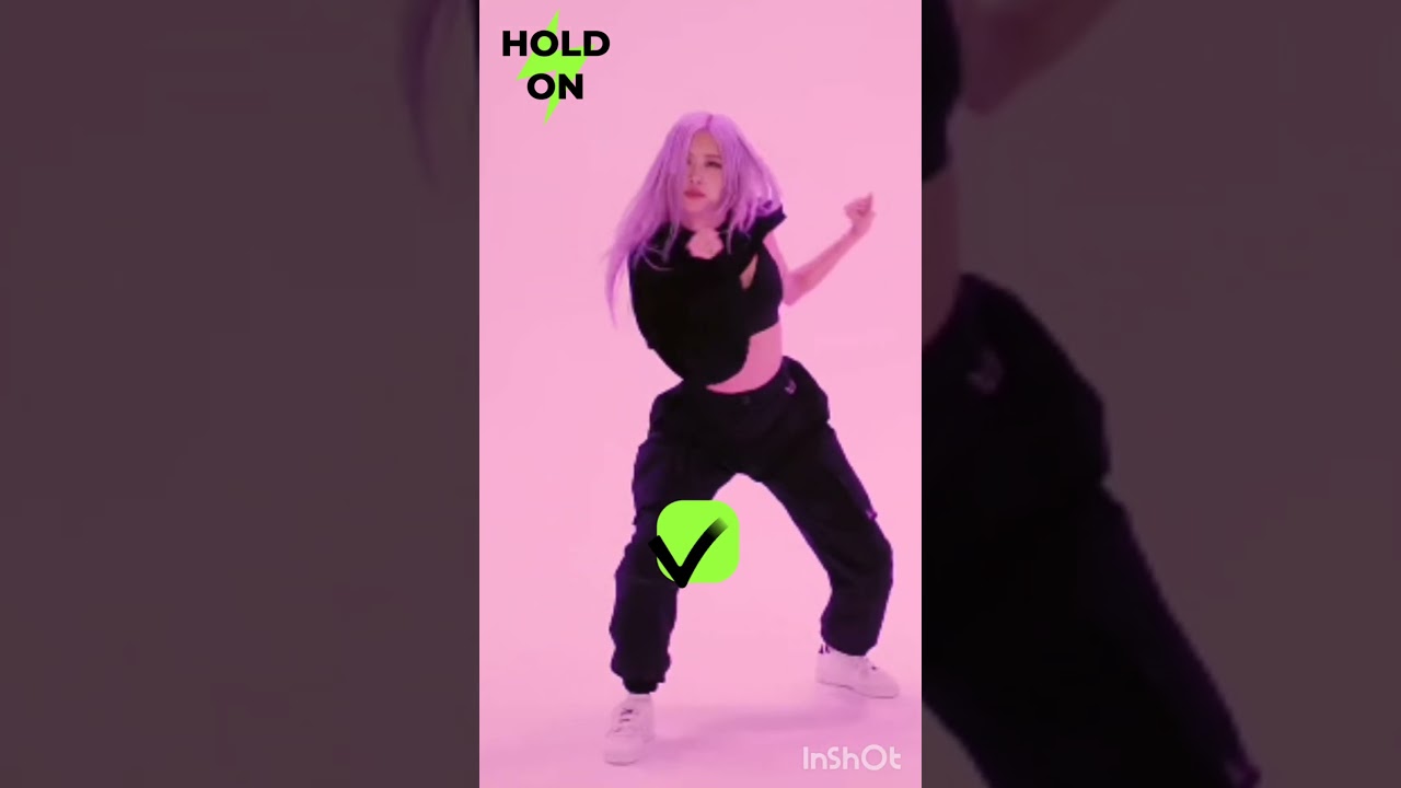 all members doing well ✅ but Jennie steps don't right