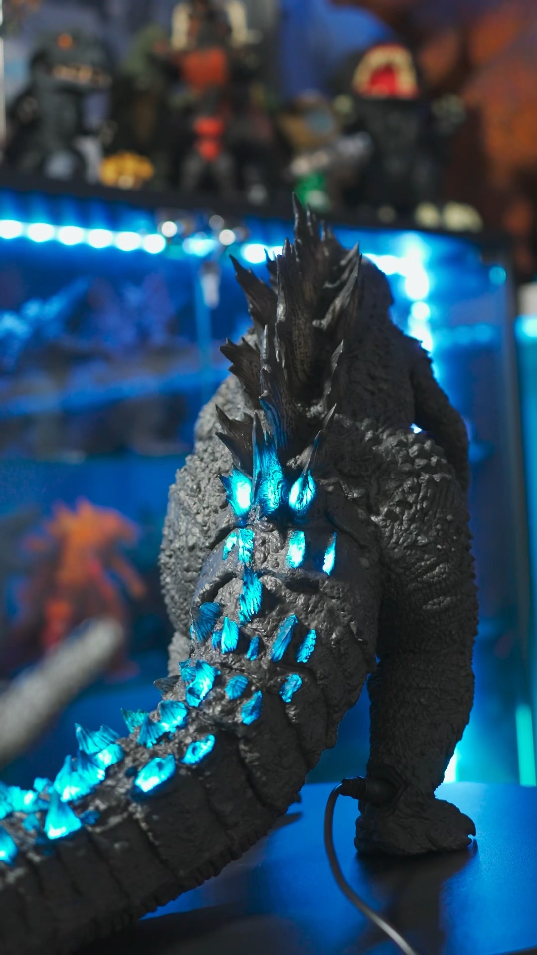 The way this dorsal fin glows makes me nervous every time