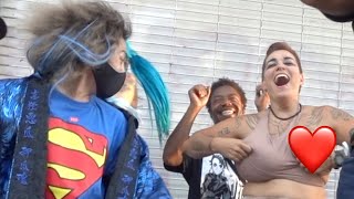 This woman suddenly shows her boobs on the streets in USA.