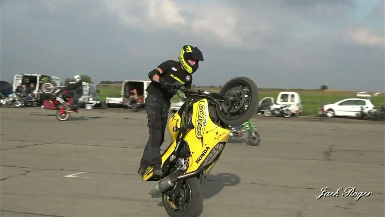 Le Stunt moto cascade acrobatique Niergnies le18 octobre 2015