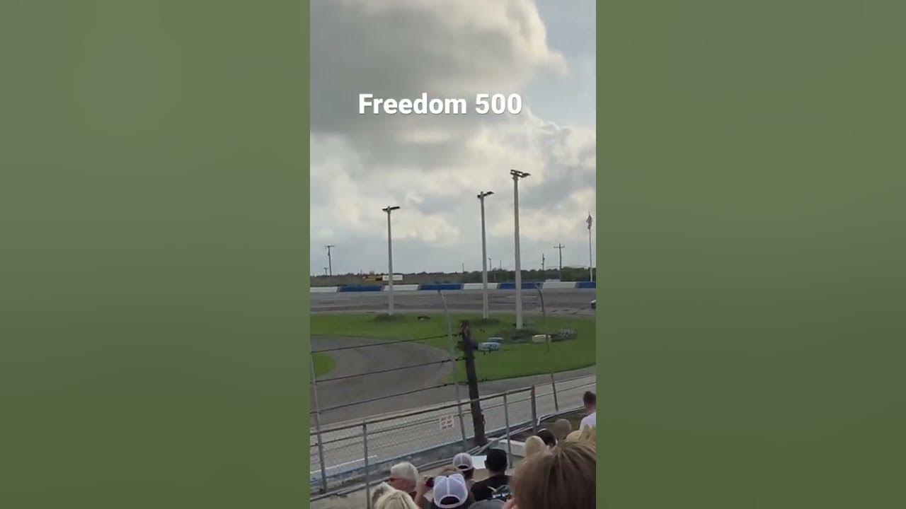 Freedom 500 qualifying - YouTube