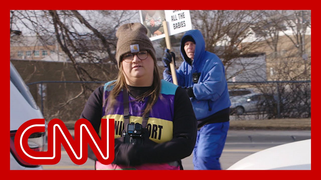 She was fed up with anti-abortion protesters, so she broadcast them on TikTok