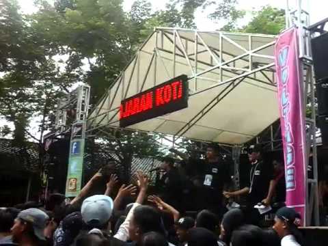 ALMAHEERA - BETAPA SAKITNYA_LIRIK _TEASER ( low quality)