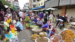 Food Lifestyle And People Activities @ Kandal Market - Cambodian Wet Market In Phnom Penh City
