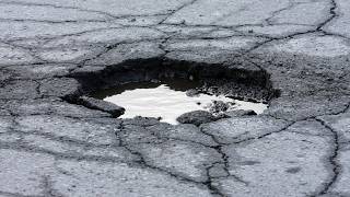 Victoria plans to use prisoners to help fix potholes