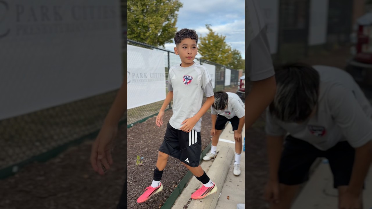 Guarda Astonish grip Socks 🔥 #football #babyalex #soccer su YouTube Guarda Astonish grip Socks 🔥 #football #babyalex #soccer su YouTube