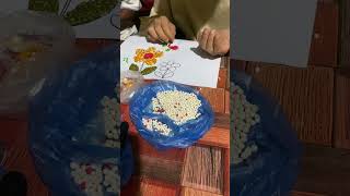 Pembuatan Kolase Dari Biji Bijian