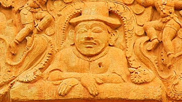 Ancient Indian Sculptures show International Connections - Brihadeeswarar Temple