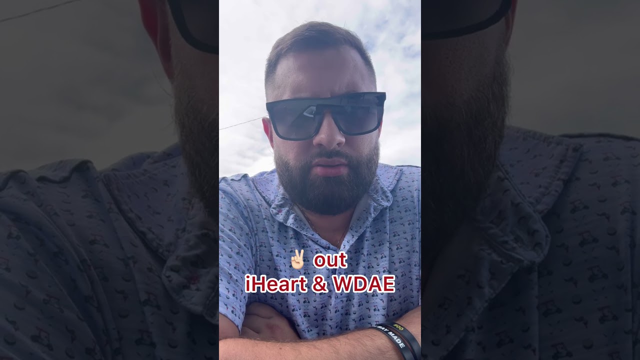 ✌🏻out iHeart & WDAE