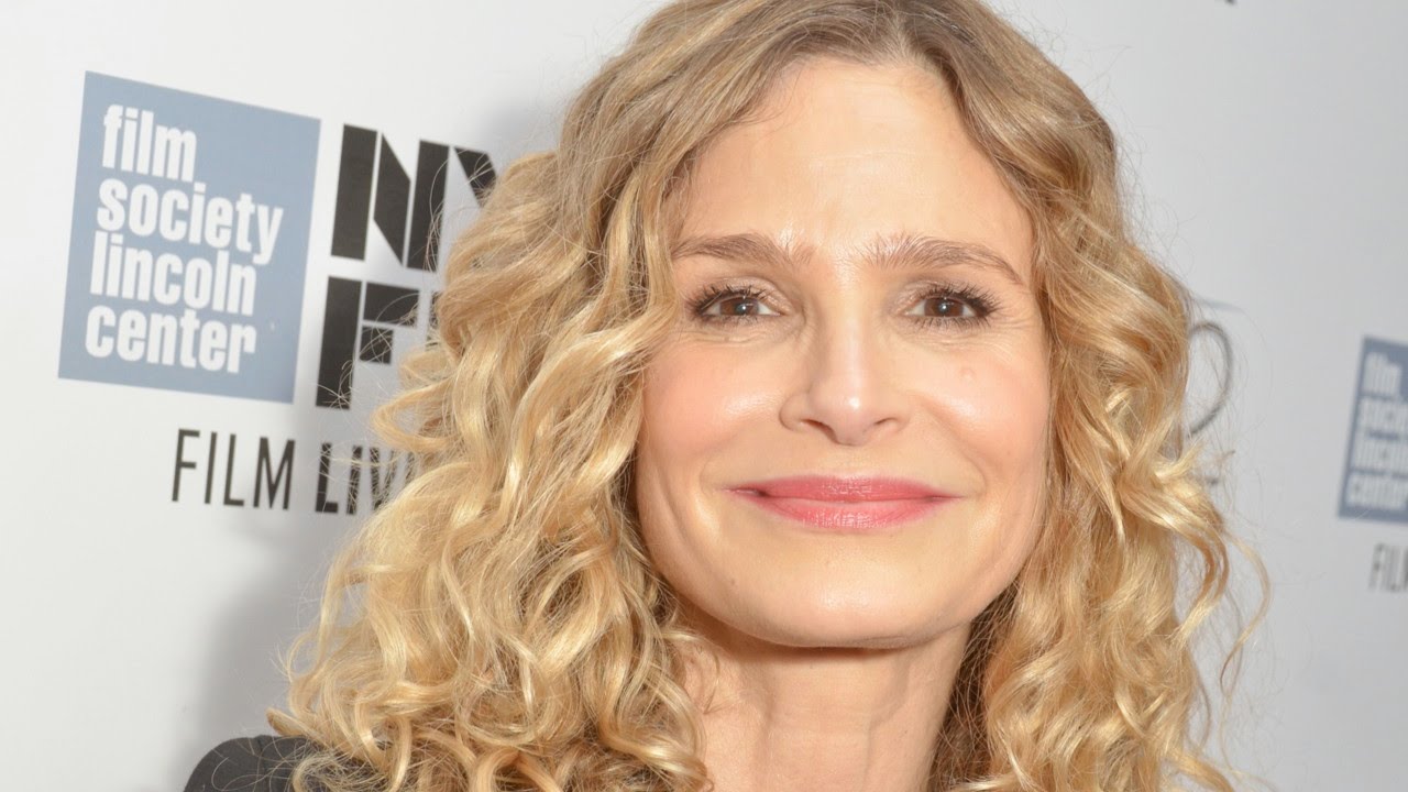 NYFF52 "Time Out of Mind" Red Carpet | Kyra Sedgwick