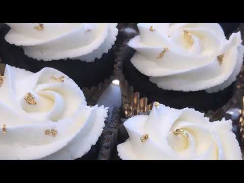 Chocolate Cupcakes Filled With Caramel