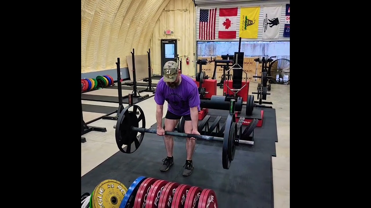 Axel Bar Wagon Wheel Deadlift Challenge @EchelonUSA