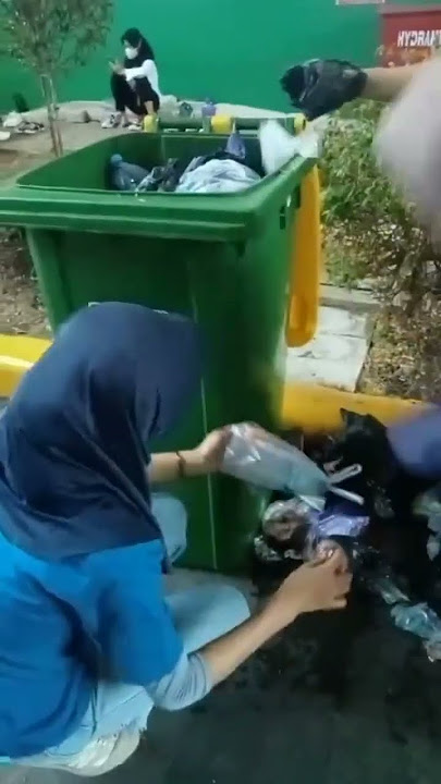pasukan wanita sakti smj - (entah lg pda ngapin kita² ini)