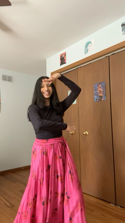 dilliwalli girlfriend | dc:🙋‍♀️ #foryou #dance #bollywood #yehjawanihaidiwani
