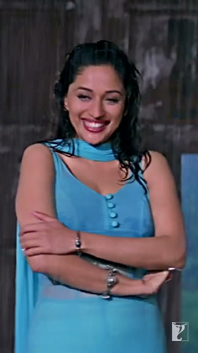 Koi Ladki Hai… Jab Woh Hasti Hai #diltopagalhai #shahrukhkhan #madhuridixit  #25yearsofdtph #shorts