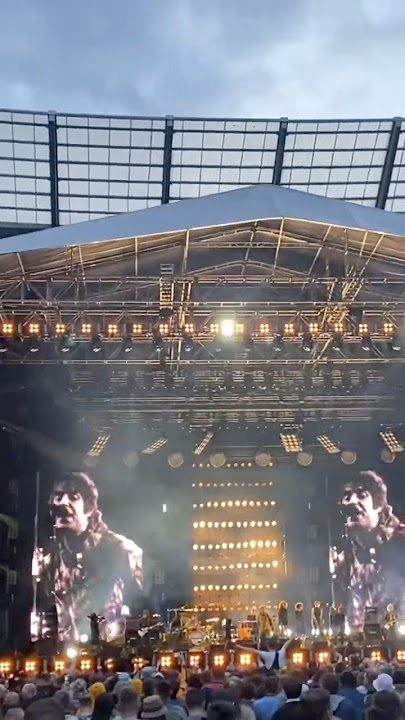 Liam Gallagher “Everything’s Electric” Live at the Etihad 2022 #liamgallagher #oasis #oasislive #lg