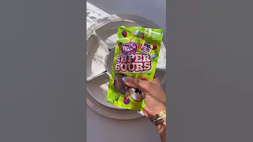 علي اتحدى منى تحل مسألة صعبة في الرياضيات Maths Candy 