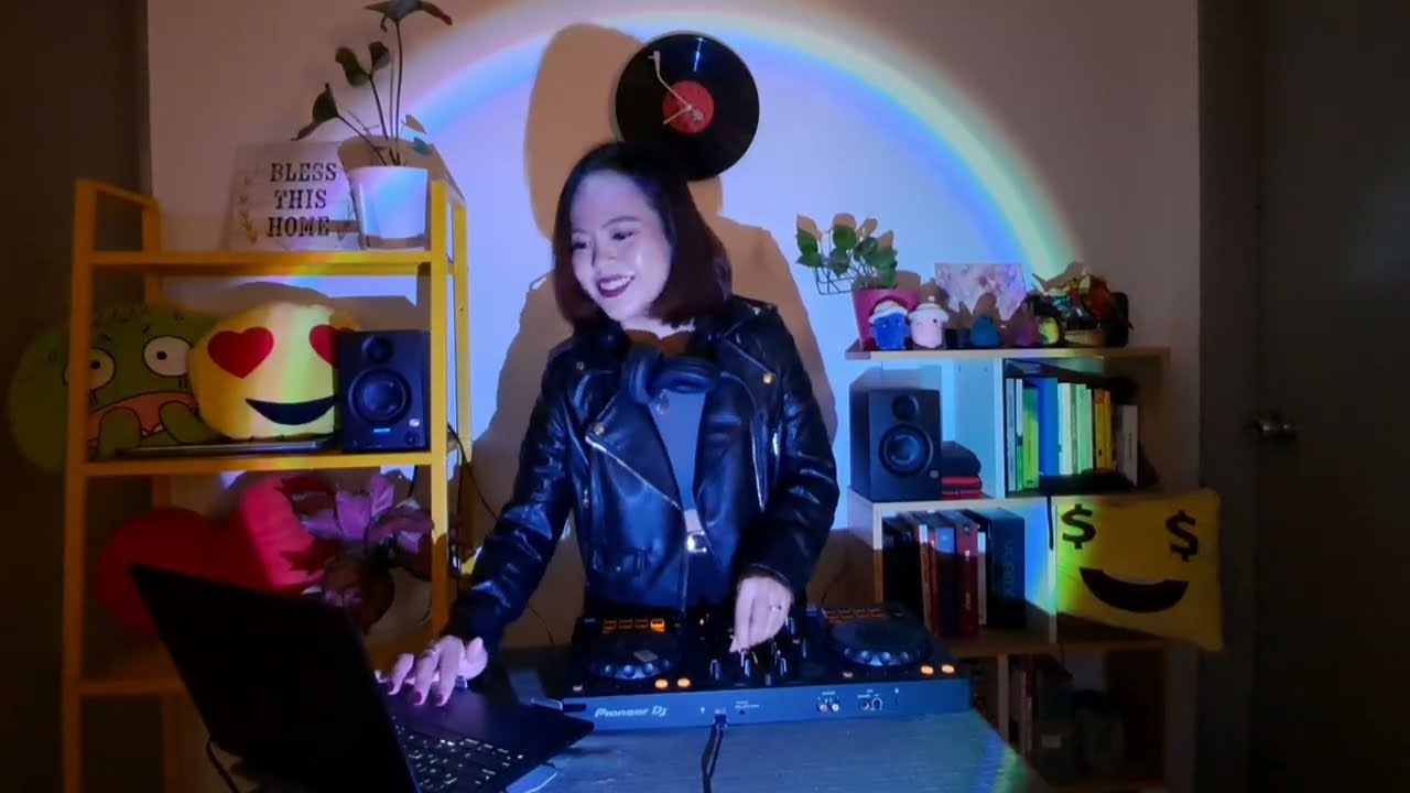 OLD SCHOOL HIP HOP 80s, 90s, 2000s | #1 by DJ Krizz Katriel