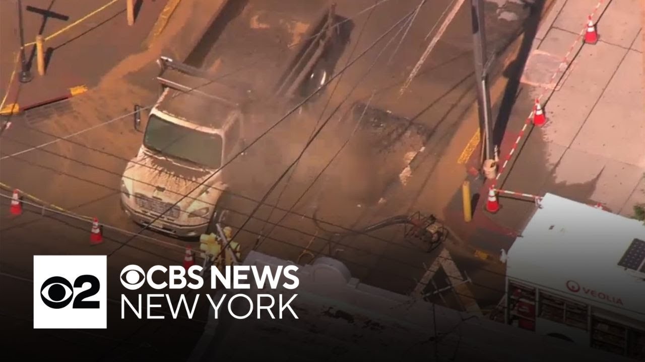 Major gas leak causes evacuations in Union City, N.J. - YouTube
