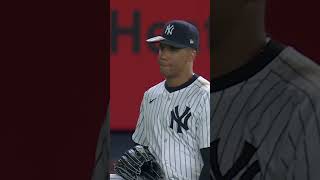 Juan Soto Juega Como Un Niño En Yankees Stadium!