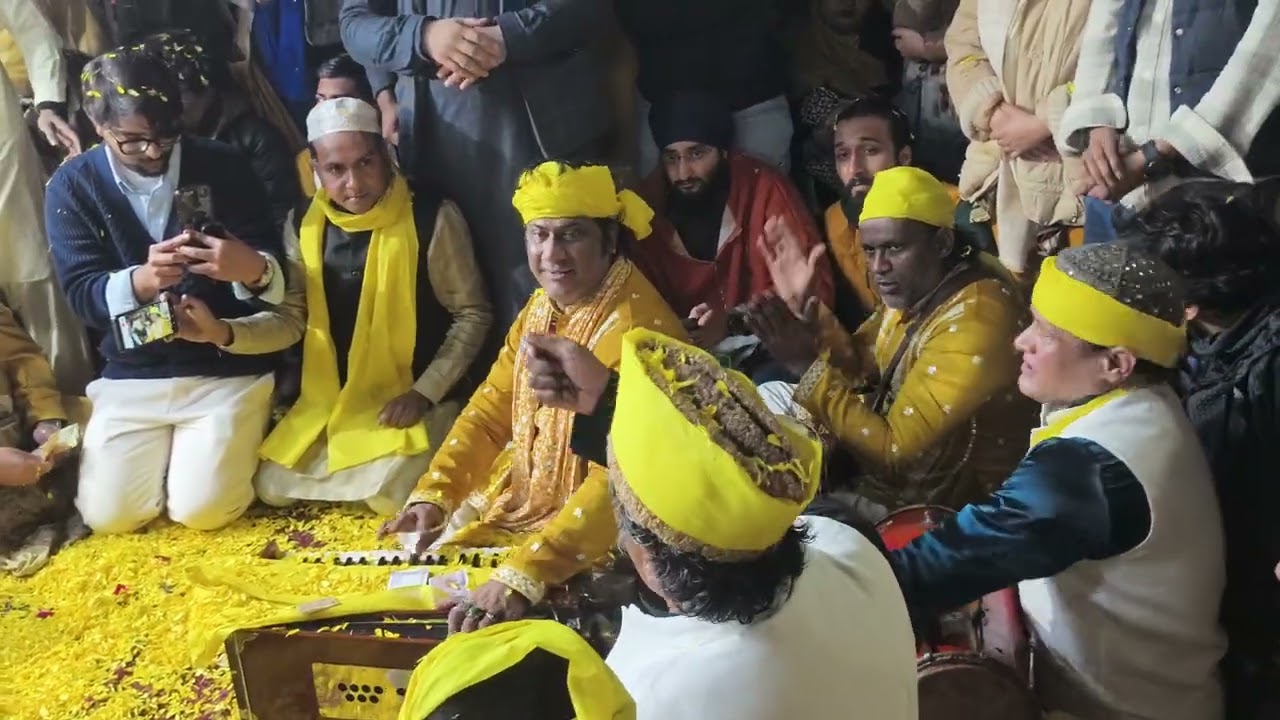 Shahe mardane ali at (nizamuddin dargah) hamsar hayat 