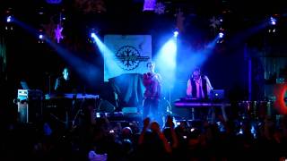 Covenant - The Men (live)