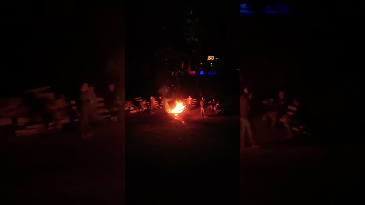 Get your mates around the fire, just because! Airdventures. - YouTube