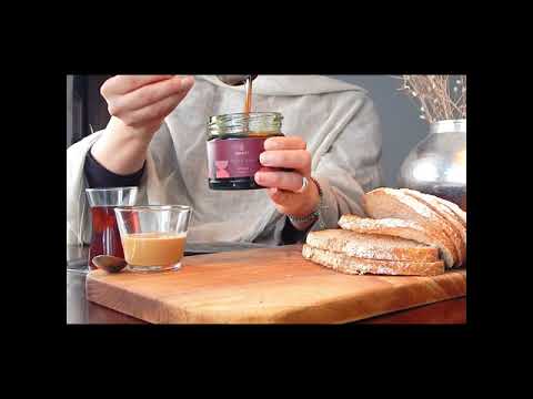 شروع یک صبح دلنشین با شیره خرما بانکت