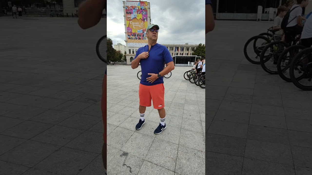 Wearing FIOBOC PerformancePro Active Quarter Zip Short Sleeve Tee 