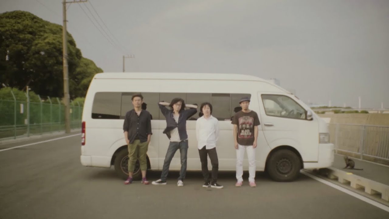 Смотреть «フラワーカンパニーズ "ハイエース" (Official Music Video)» на YouTube Смотреть «フラワーカンパニーズ "ハイエース" (Official Music Video)» на YouTube