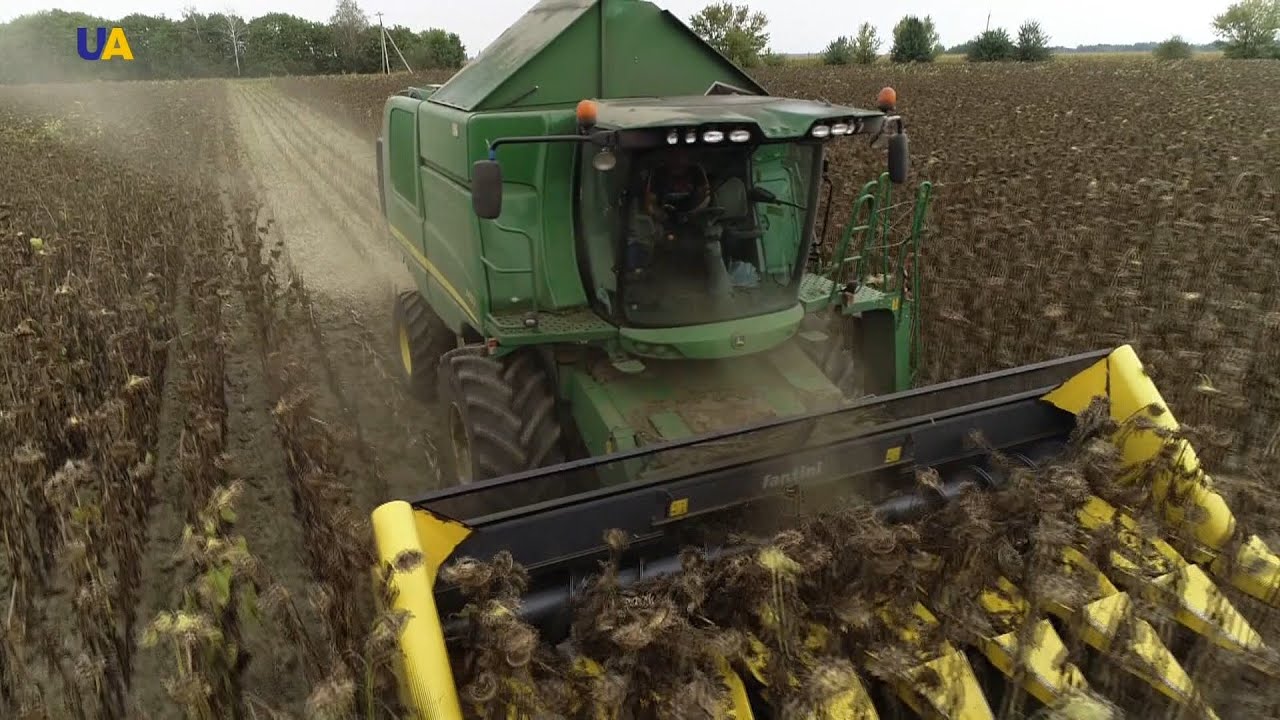 تعرفوا على تقنية  زراعة الأرض بلا حراثة في مزارع أواكرانيا