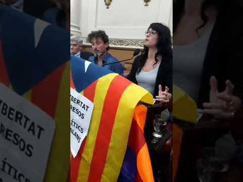 [VIDEO] Duro discurso de una Legisladora Argentina sobre la Monarquía española - YouTube