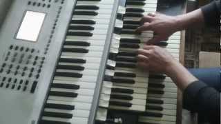 Chords for Klaus Wunderlich Medley Cha-Cha- played by Konrad Paulus my Homage to the Genius at Hammond