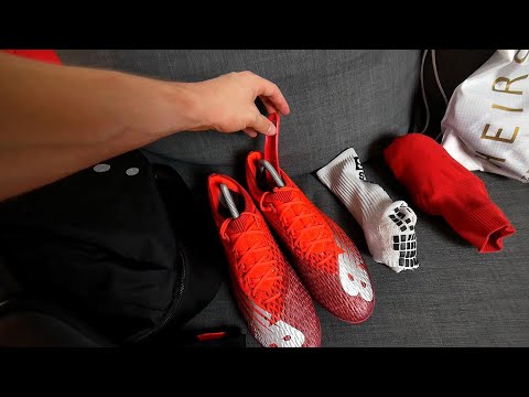 Video: Welche Ausrüstung braucht man zum Fußball?
