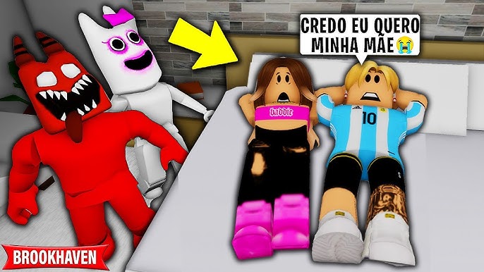 ENSINEI MINHA MÃE COMO JOGAR BROOKHAVEN - Roblox 