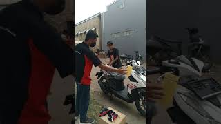 SELF RECORDING DELIVERY MAN