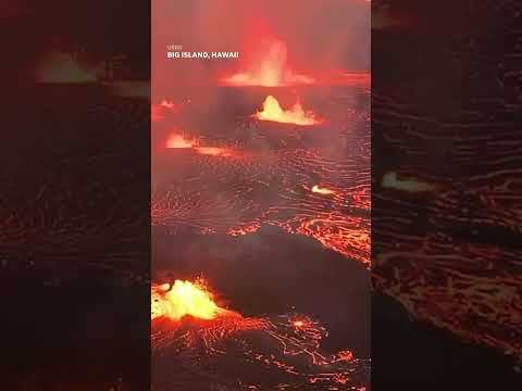 Hawaii's Kīlauea volcano erupts from crater #Shorts