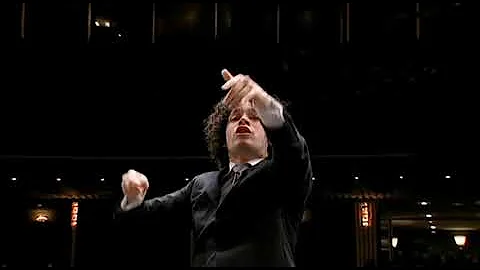 Moussorgski, Tableaux d'une exposition, Baba Yaga, dir. Gustavo Dudamel