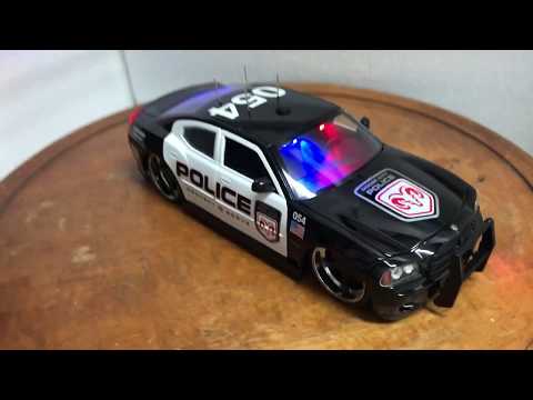 dodge-charger-police-slicktop-lapd-chp-nypd-1/18-scale-diecast-toy-car-review