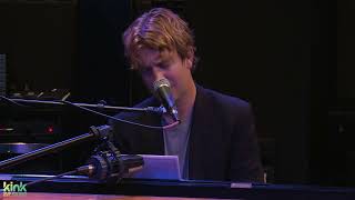 Tom Odell - Heal at 101.9 KINK | PNC Live Studio Session Resimi